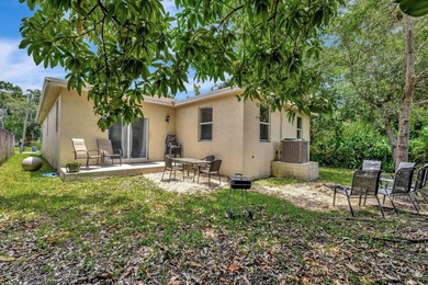 Rare opportunity to own a fully furnished 4-bedroom, 2-bath home - photo 33