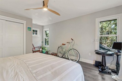 Beautifully renovated 3-bedroom, 2.5-bath home set on a private - photo 36