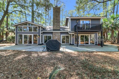 Beautifully renovated 3-bedroom, 2.5-bath home set on a private - photo 39
