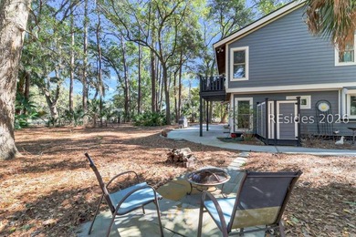 Beautifully renovated 3-bedroom, 2.5-bath home set on a private - photo 44