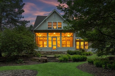 This lakefront Low Country Cottage is designed for comfort and - photo 1