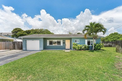Welcome to this beautifully maintained 2-bedroom, 2-bath home - photo 1