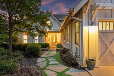This lakefront Low Country Cottage is designed for comfort and - photo 7