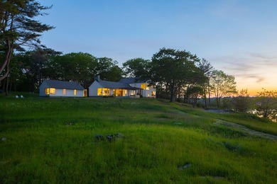 This exceptional residence is a masterclass in harmonizing - photo 4