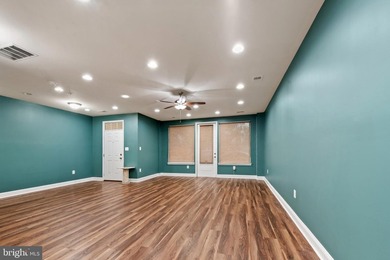 Experience Ultimate Flexibility with this Versatile and Spacious - photo 8