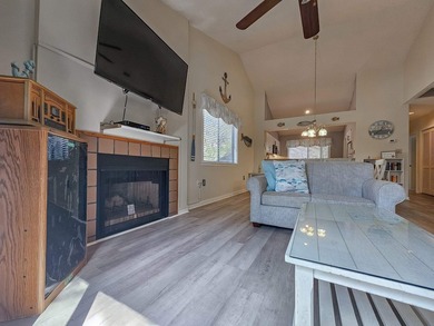 Welcome to this beautifully furnished two bedroom, two bath - photo 16