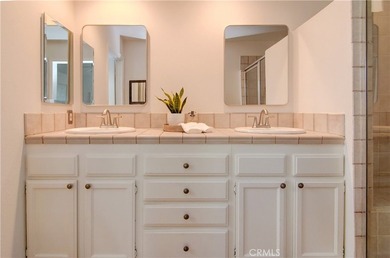 Fantastic purchase opportunity on this beautiful 2-bedroom plus - photo 19