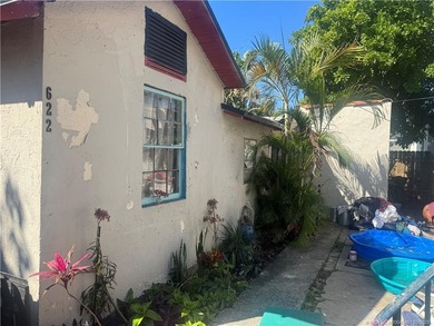 Perfect opportunity to be in this great area in this Palm Beach - photo 9