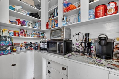 Welcome to 114 North Main Street. A beautifully maintained - photo 22