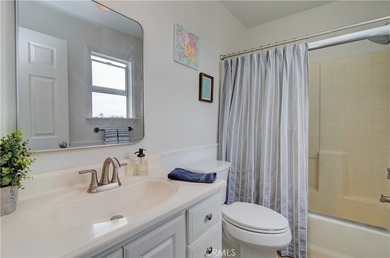 Fantastic purchase opportunity on this beautiful 2-bedroom plus - photo 23