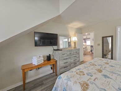 Welcome to this beautifully furnished two bedroom, two bath - photo 24
