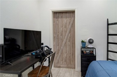 Fantastic purchase opportunity on this beautiful 2-bedroom plus - photo 25