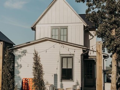 Lake Eufaula Home For Sale in Carlton Landing Oklahoma