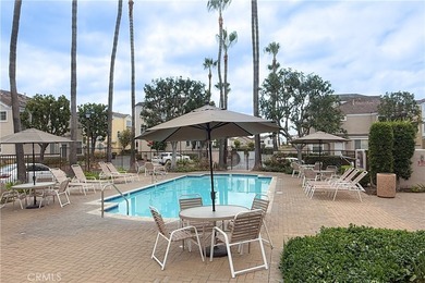 Fantastic purchase opportunity on this beautiful 2-bedroom plus - photo 33