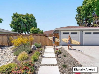 Two turn-key homes on one large lot with extra building area and - photo 1