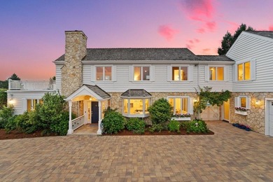 Exquisite gated Pasatiempo residence overlooking the renowned - photo 2