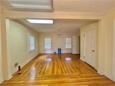 Prime Commercial Opportunity with Timeless Charm Position your - photo 11