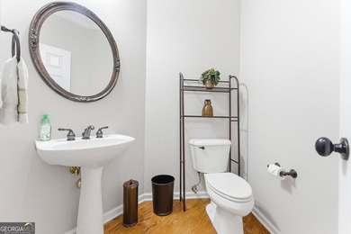 Location. Privacy. Space. Style. At 403 Henredon Hill, they all - photo 14
