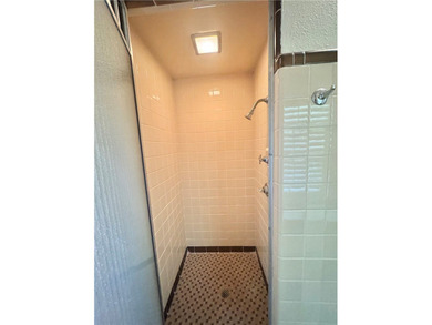 Prime Commercial Opportunity with Timeless Charm Position your - photo 15