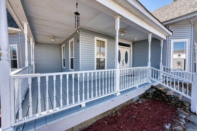 Step back in time with this enchanting 1930 Victorian-style gem - photo 6