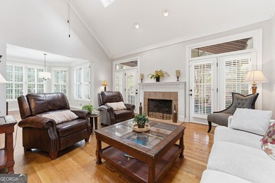 Location. Privacy. Space. Style. At 403 Henredon Hill, they all - photo 17