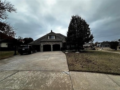 (private lake, pond, creek) Home For Sale in Jenks Oklahoma