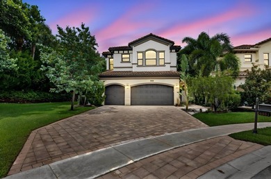 Welcome to this stunning waterfront cul-de-sac single-family - photo 2