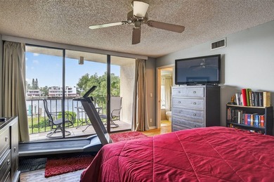Discover the best of coastal living in this 2BR/2.5BA townhome - photo 22