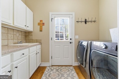 Location. Privacy. Space. Style. At 403 Henredon Hill, they all - photo 29