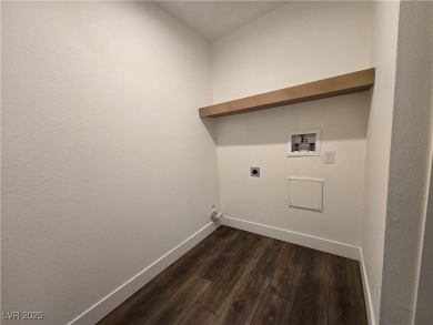 2025 New Construction - No HOA & Gorgeous Mountain Views!