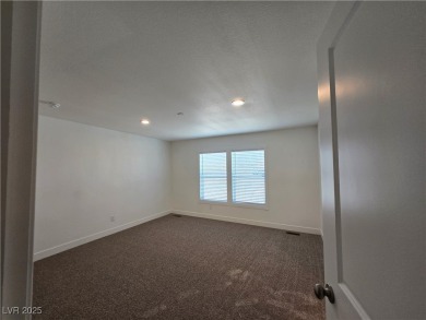 2025 New Construction - No HOA & Gorgeous Mountain Views!