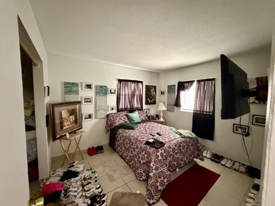 South Fort Pierce concrete block duplex(922 & 924 Skylark). Both - photo 4