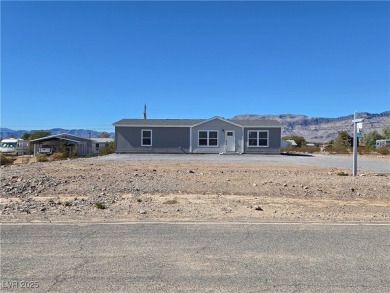 2025 New Construction - No HOA & Gorgeous Mountain Views!