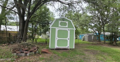 Beautifully updated 4-bedroom, 2-bath home in desirable Edgewood - photo 2