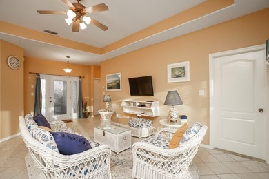 This Inviting, lakefront 2-bedroom 2-bath Villa is conveniently - photo 19