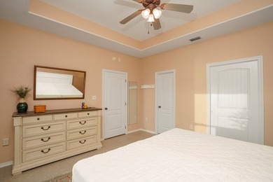 This Inviting, lakefront 2-bedroom 2-bath Villa is conveniently - photo 26