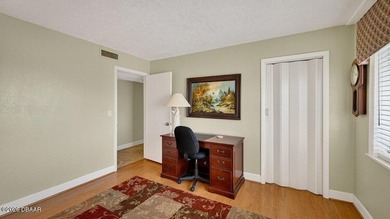 ***FANTASTIC DIRECT OCEANFRONT PENTHOUSE UNIT*** THIS CONDO UNIT - photo 31