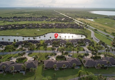 This Inviting, lakefront 2-bedroom 2-bath Villa is conveniently - photo 32