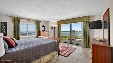 ***FANTASTIC DIRECT OCEANFRONT PENTHOUSE UNIT*** THIS CONDO UNIT - photo 35