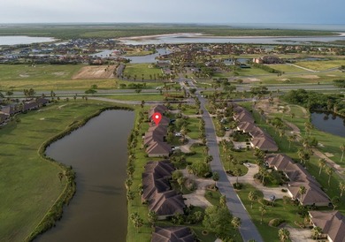 This Inviting, lakefront 2-bedroom 2-bath Villa is conveniently - photo 36
