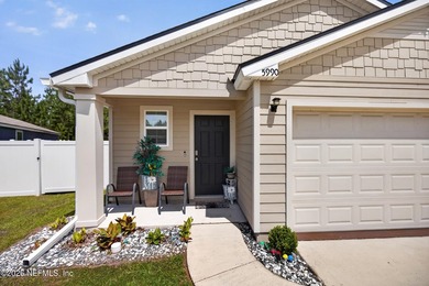 Beautifully maintained 4-bedroom, 2-bathroom home built in 2022 - photo 2