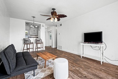 Move-in ready 1/1 condo on golf course in 55+ community. Kitchen - photo 9