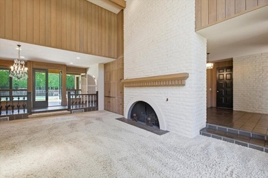 Set above prestigious Dry Creek Road, this legacy estate has - photo 10