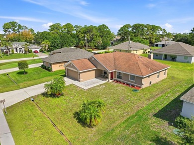 Don't miss this well-maintained 3-bedroom, 2-bath, 2-car garage - photo 2