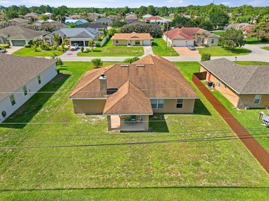 Don't miss this well-maintained 3-bedroom, 2-bath, 2-car garage - photo 4