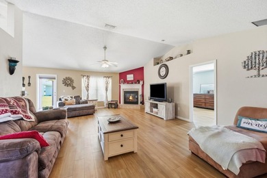 Don't miss this well-maintained 3-bedroom, 2-bath, 2-car garage - photo 8