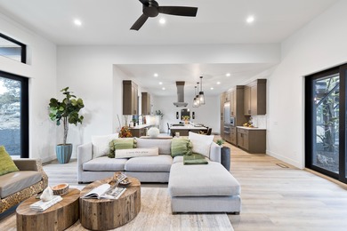 Welcome to refined modern farmhouse living in this stunning - photo 19