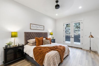 Welcome to refined modern farmhouse living in this stunning - photo 23