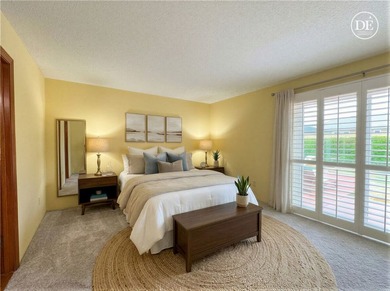 Just one mile from the beach, this immaculate and move-in ready - photo 25