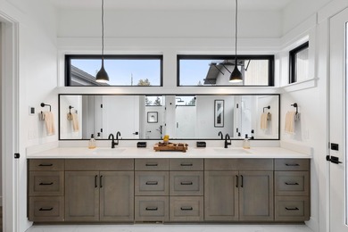 Welcome to refined modern farmhouse living in this stunning - photo 30